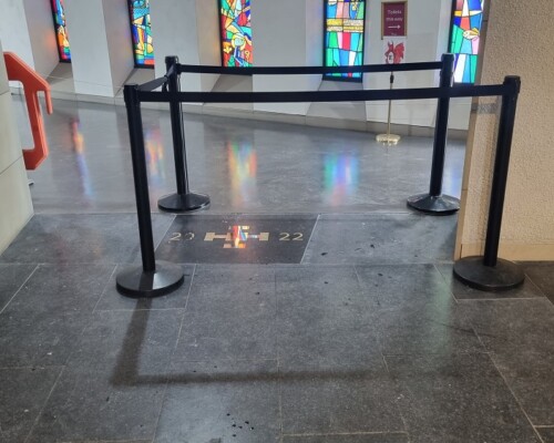 New brass memorial in Coventry Cathedral