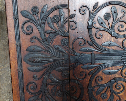 Metalwork to Ely Cathedral door Metalwork to Ely Cathedral door